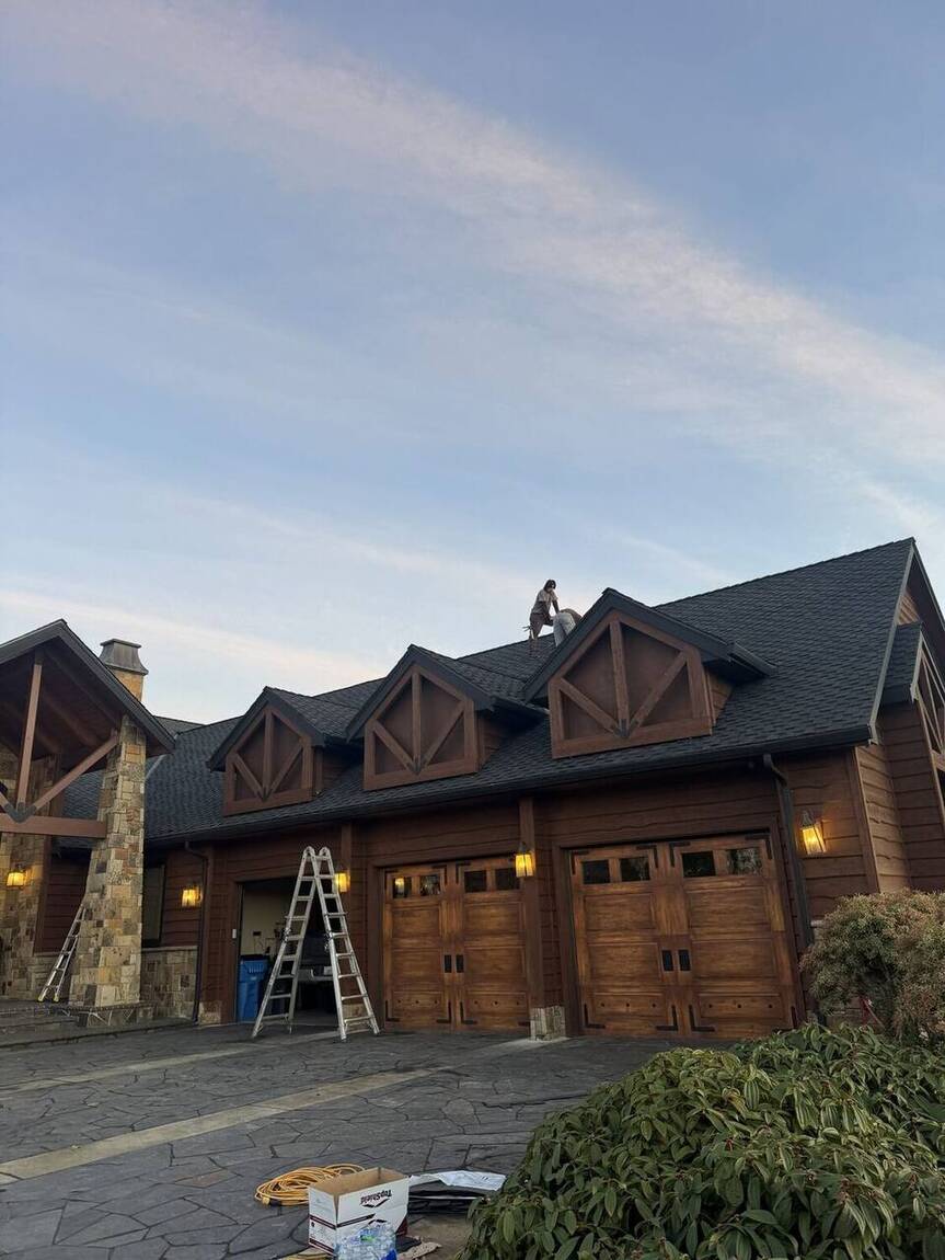 Presidential roof on a custom home