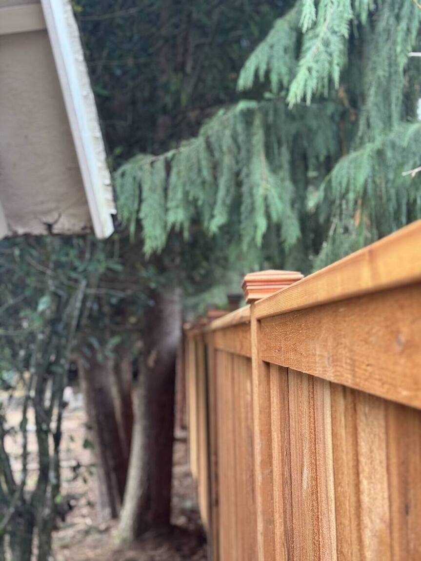 Custom cedar fencing